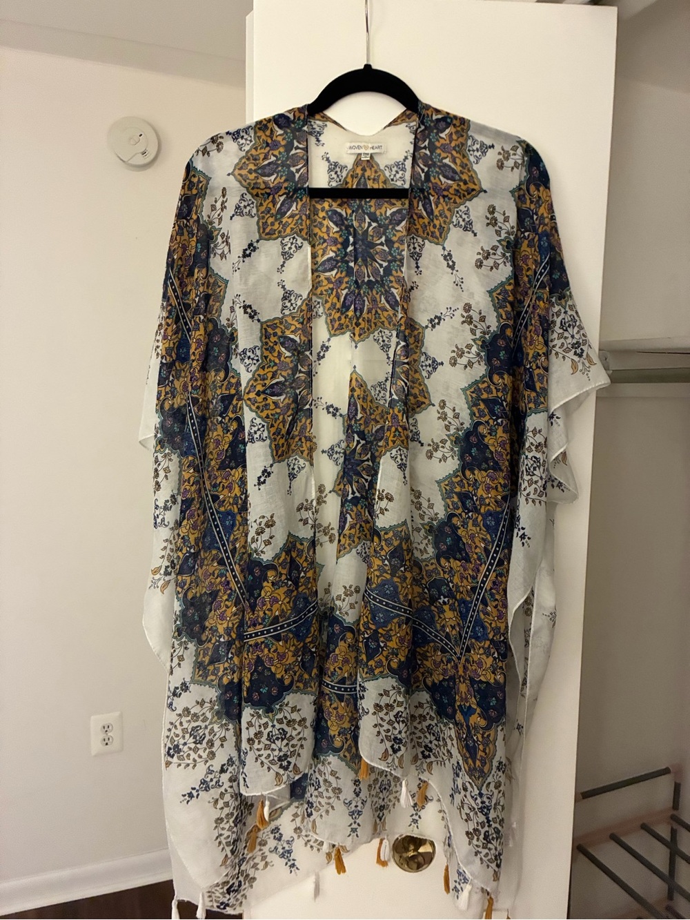 Woven Heart White Sheer Kimono with Navy & Gold Medallion Print